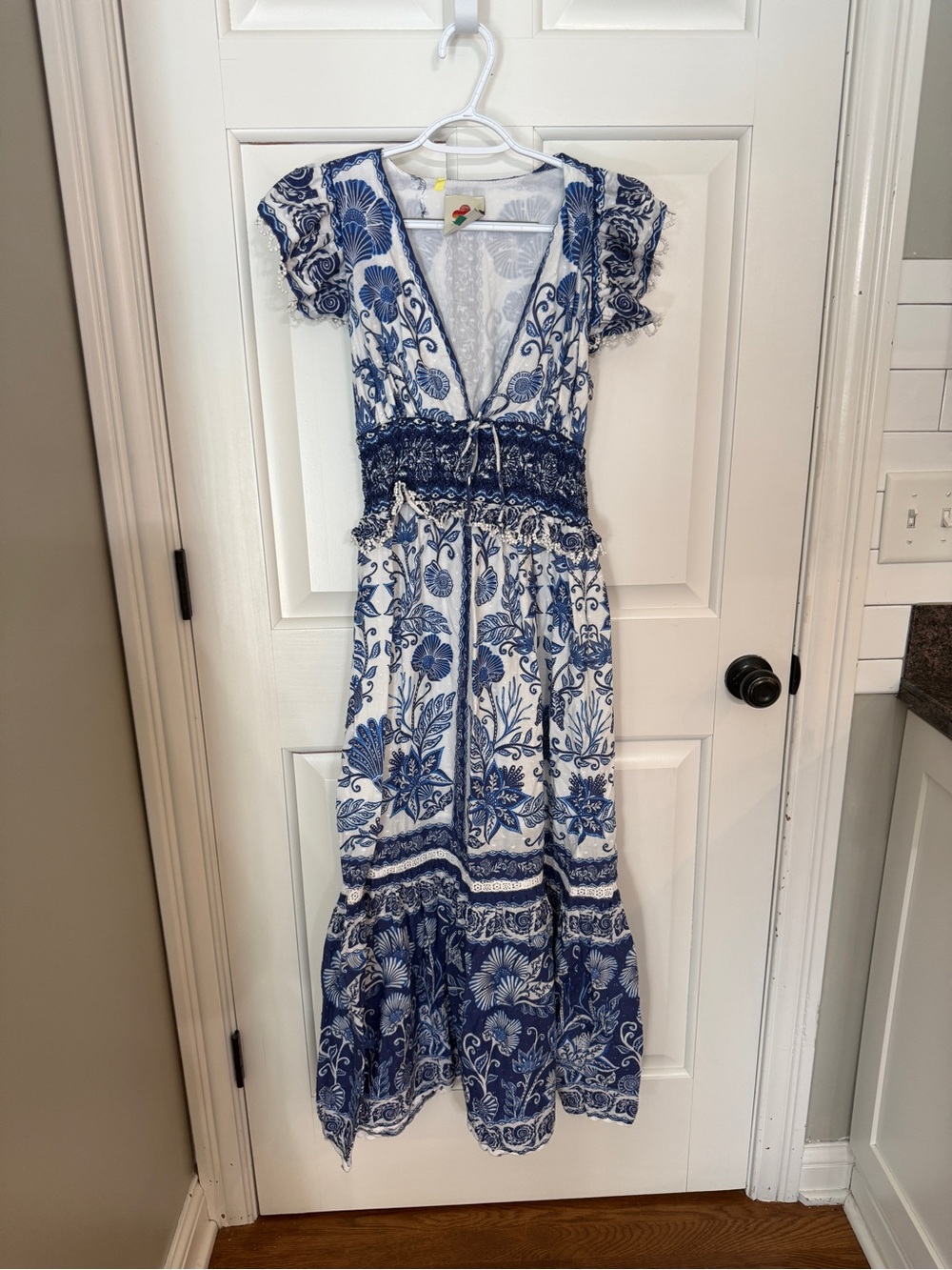 FARM Rio Shell Garden Maxi Dress Blue Floral XS Cotton Smocked 25787 - Picture 4 of 16